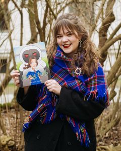 Vi trenger flere lett tilgjengelige og morsomme bøker om samisk kultur.