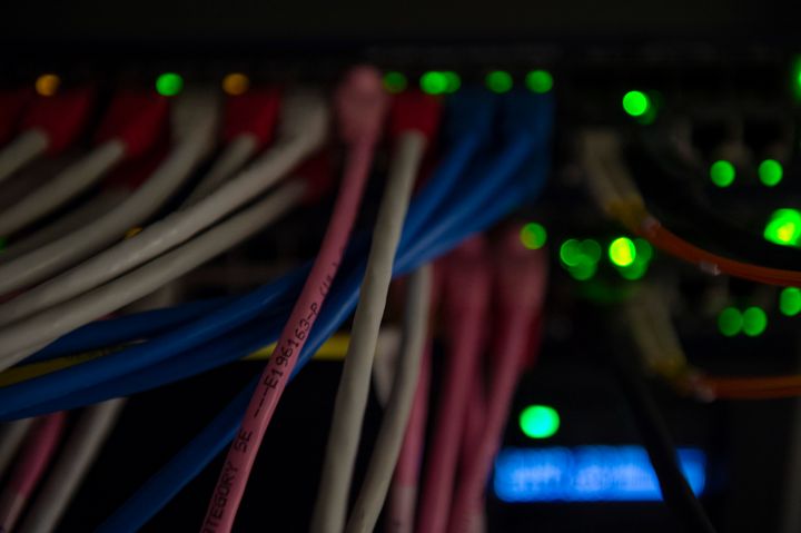 FORBEDRINGSPOTENSIALE: Flere av de 17 datasentrene skårer høyt på sikkerhetskultur, men ligger dårligere an når det gjelder sikkerhetsoppdateringer, overvåkning og rapportering av uønskede hendelser.