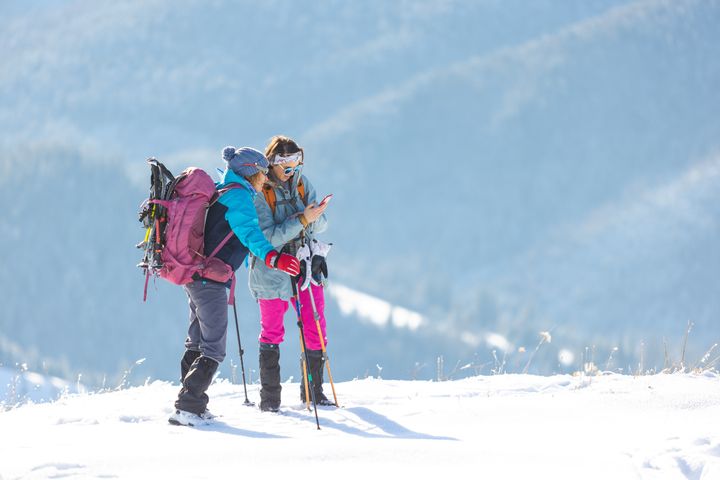 VIS MOBILVETT: Mobildekningen er ofte langt mer ustabil enn den er hjemme. Sett deg inn i fem mobilvettregler i påskeferien, råder seksjonssjef Inger Vollstad i Nasjonal kommunikasjonsmyndighet (Nkom).