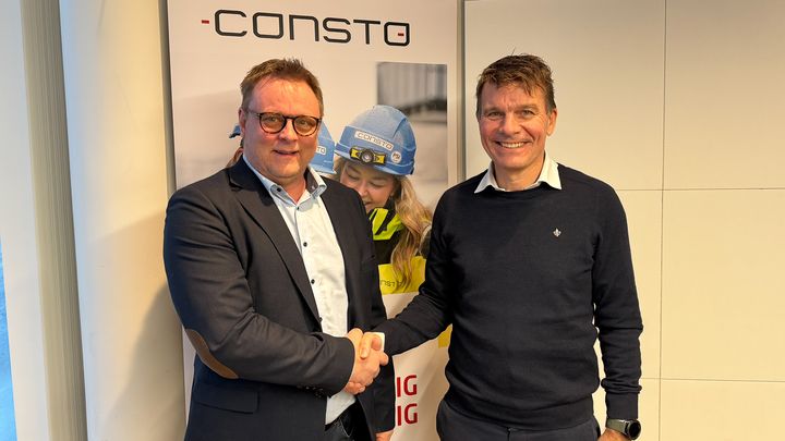 Rolf Erik Hjulstad, regiondirektør i Atea Norge (til venstre) og Kent-Helge Holst, administrerende direktør i Consto.