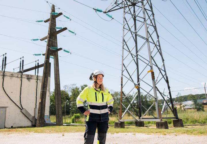 Å Energis nettselskap, Glitre Nett, planlegger investeringer på over 22 milliarder kroner i strømnettet de neste ti årene. Selskapet har rundt 75 større prosjekter i regional- og distribusjonsnettet for å styrke nettet og øke kapasiteten på Agder, Buskerud og sentrale deler av Østlandet.