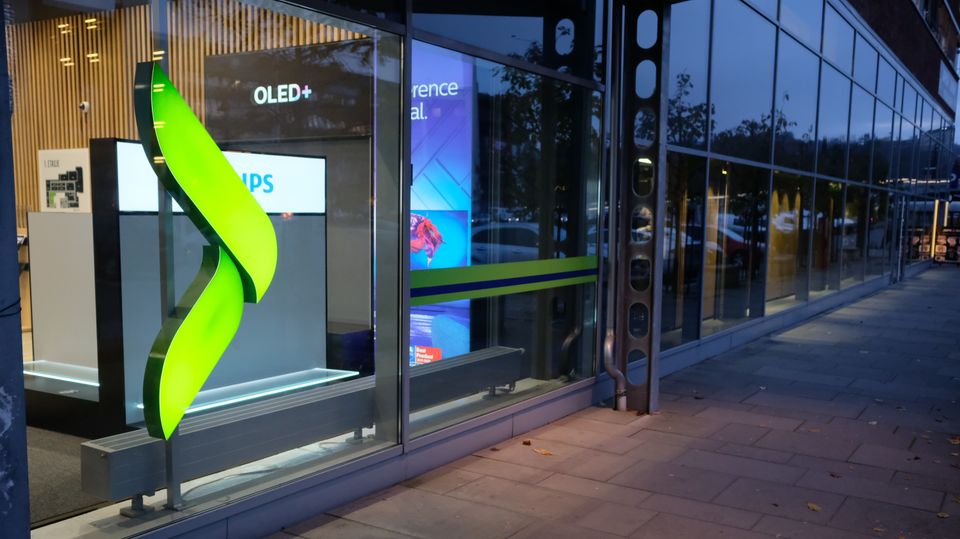 Elkjøp Orkanger: Din Lokale Destinasjon for Elektronikk () Elkjøp Orkanger: Din Lokale Destinasjon for Elektronikk