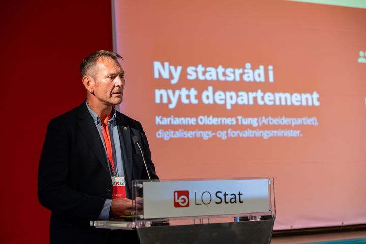 Pål Kjærstad, 2. nestleder i NTL, spør digitaliserings- og forvaltningsminister, Karianne Tung, om statlig statssky.