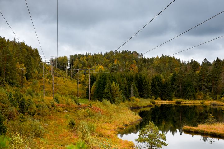 Glitre Nett setter opp nettleieprisene fra 1. oktober. For en kunde med et årsforbruk på 20.000 kWh vil dette bety en økning på omtrent 90 kr per måned.