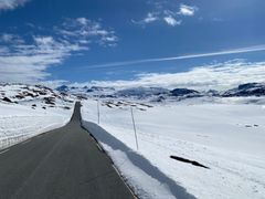 På fjellet kan været endre seg raskt, så husk å ta hensyn til værmeldinger og andre råd.