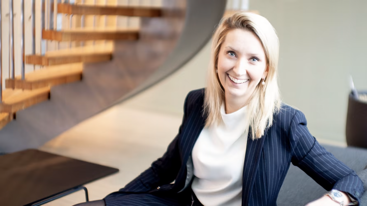 Iselin Songe-Møller (34) i Sopra Steria vinner kategorien «Årets organisasjonsutvikler».