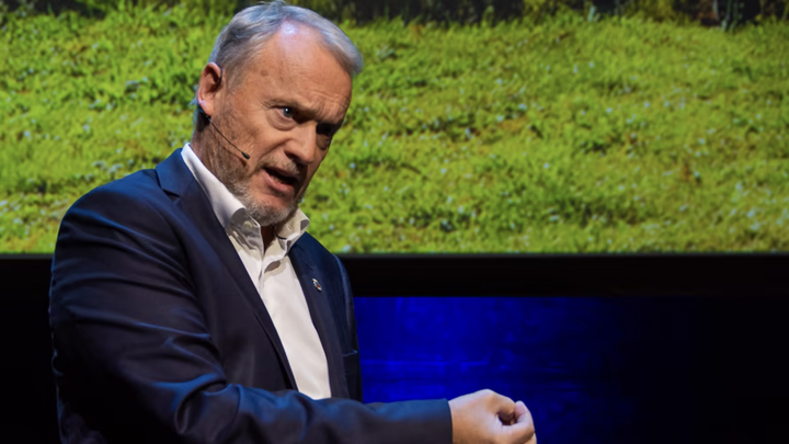 TRETTI ÅR OG LIKE BLID. I sommer kunne Raymond Johansen feire 30-årsjubileum som sjef. På Sopra Steria-arrangementet Power of Sharing delte han sine ledererfaringer. Foto: Kjetil Grude Flekkøy / Sopra Steria