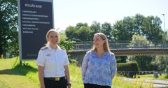 Snart har Hedda Befring fra Sopra Steria og kommandørkaptein Hege-Anita Wessel i Forsvarsmateriell jobbet sammen ved Forsvarets base på Kolsås i et år. I august tar de imot fem nyutdannede konsulenter.