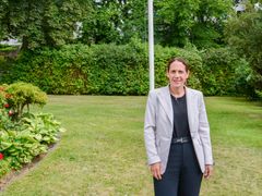 Med doktorgrad i statsvitenskap er Dalia Samra-Rohte en anerkjent ekspert innen internasjonal forretningsutvikling.