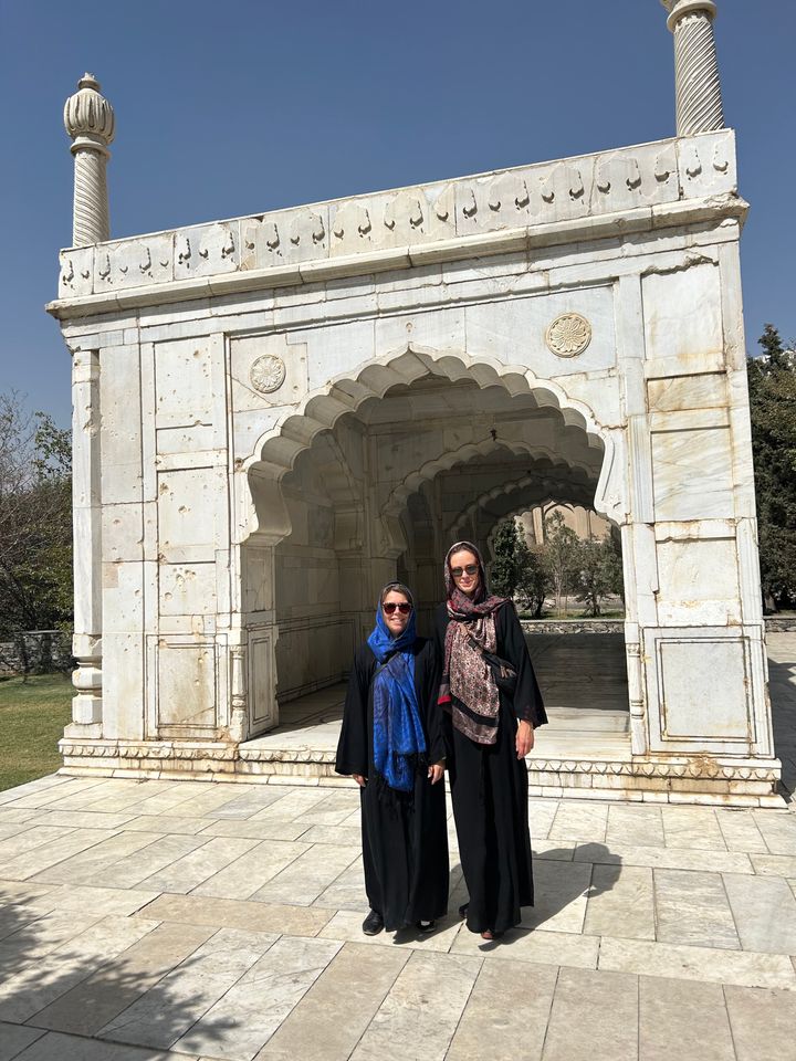 Seniorrådgivere Åshild Skare og Victoria Korsnes Nordli i Kabul