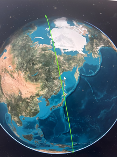 Et sted mellom Island og Japan, i banen til den grønne streken på bildet, brant NorSat-TD opp.