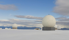 Bakkestasjon for Galileo på Svalbard.