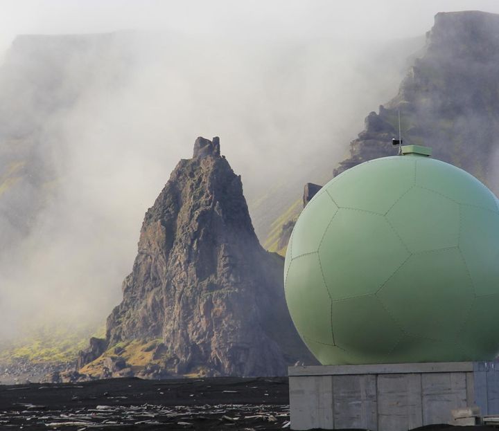 Bakkestasjon for Galileo på Jan Mayen.