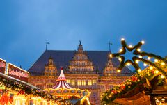 Bremen: Christmas market on the marketplace