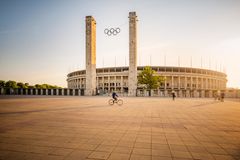Berlin: Main entrance of the Olympic Stadium with forecourt and Olympic rings