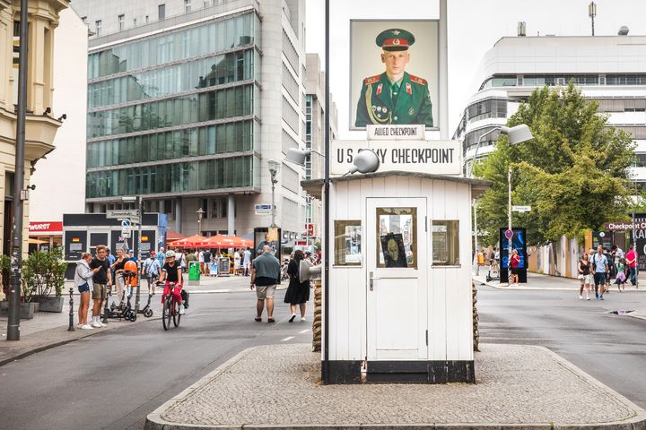 Berlin: US Army Checkpoint, Checkpoint Charlie