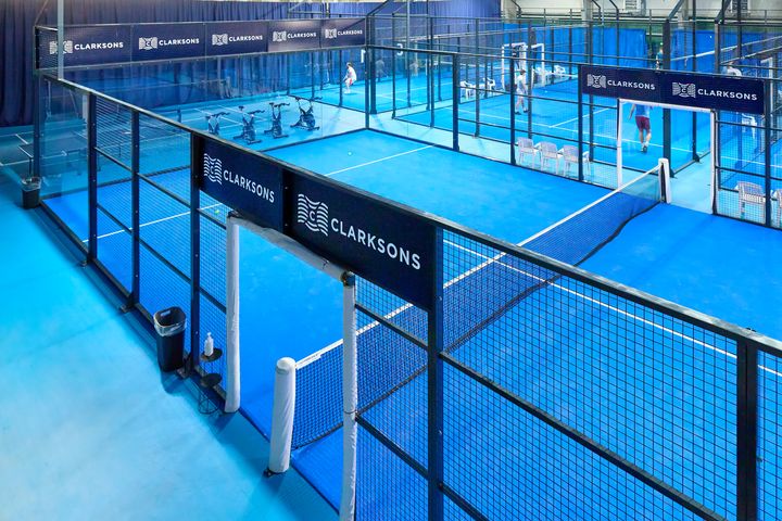 Center court padel på Clarksons Tennisarena