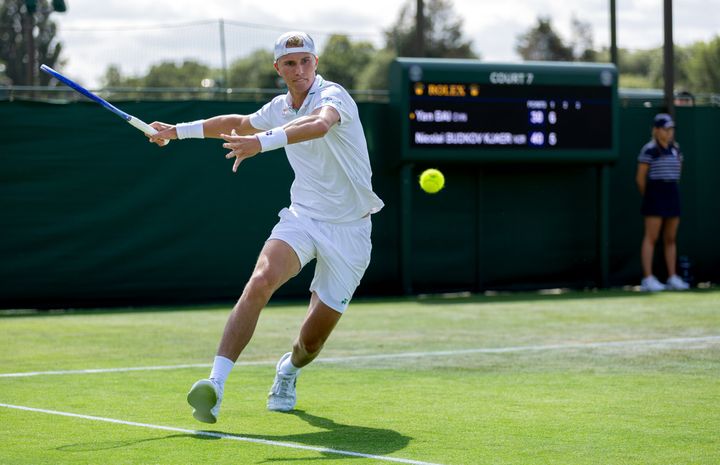 KLAR TIL KAMP: Rutinert franskmann er neste hinder på veien for Nicolai Budkov Kjær i Wimbledon-kvalifiseringen.