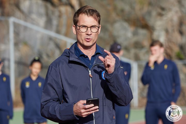 - Vi ønsker å gjøre tennis tilgjengelig for de som ellers ikke har mulighet til å ta del i tennisens aktivitet og felleskap, sier Generalsekretær Aslak Paulsen i Norges Tennis- og Padelforbund.