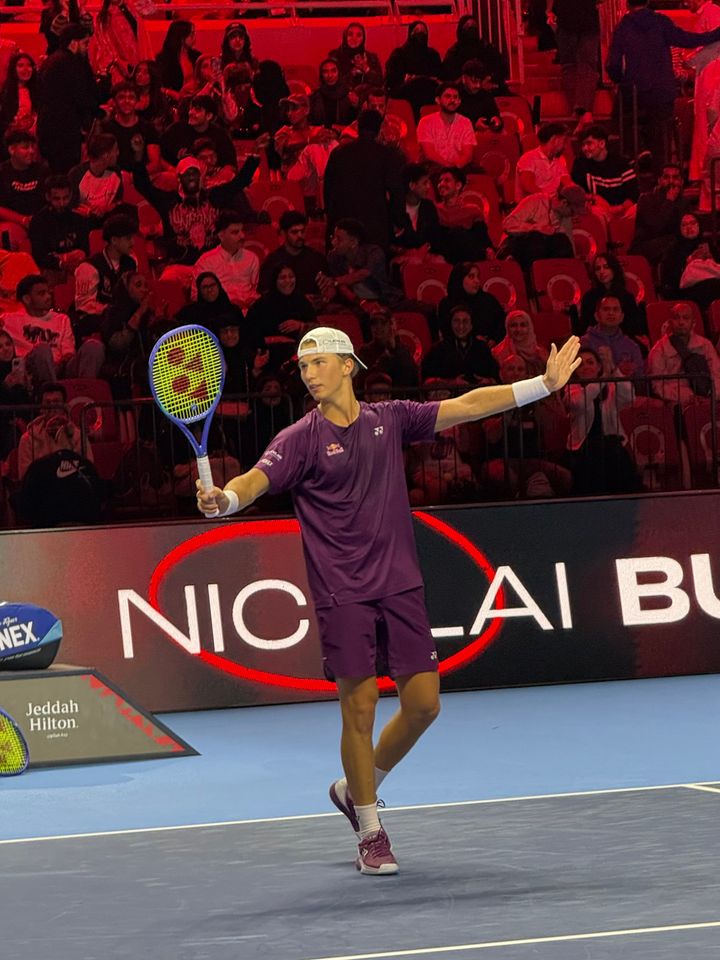 PÅ VEI MOT SEMI: I kveld kan Nicolai Budkov Kjær skape norsk tennishistorie! Ingen nordmann har tidligere vært i en semifinale i NextGen-sluttspillet.