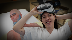 VIRTUELL PASIENT: I VR-simulering møter sykepleierstudentene ulike pasienter med forskjellige lidelser.