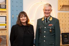 Anne Karin Pessl-Kleiven og brigader Arne Opperud.