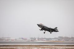 Norsk F-35 tar av fra Island under IAP23