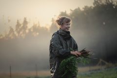 Marthe Norderhaug har gitt ut boken "Markens grøde".