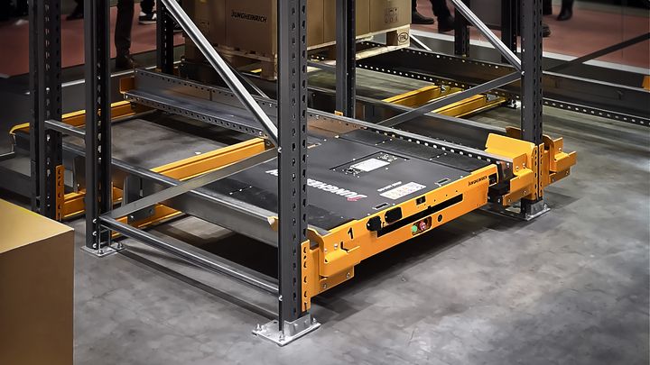 Jungheinrich og italienske Automha har inngått et strategisk samarbeid og utviklet en shuttleløsning som øker lagringskapasiteten i eksisterende pallelagre.