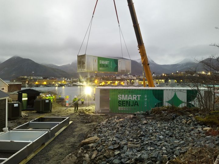 Her settes Smart Senja-batteriene på plass i 2021. (Foto: UiT)