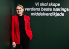 HIlde Talseth, administrerende direktør i Norsk Kylling, er glad for at Birgit Skarstein ønsker å bidra til å sette fokus på dyrevelferd. Foto: Elin Iversen