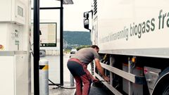 Med støtte fra Enova og sammen med Gildset Transport, har Norsk Kylling åpnet en kommersiell fyllestasjon for biogass. Overgang til biogass har redusert klimautslippene fra eggtransporten med 70 prosent. Foto: Norsk Kylling