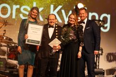 Årest produsent Solvinge 2025. F.v. Miriam Bø Garner (Norsk Kylling), Ola Gimse, Hilde Talseth (Norsk Kylling) og Tor Inge Lien (Norsk Kylling). Foto: Ronny Danielsen.