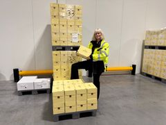 Takker for tilliten. Belinda Rena Reitan er glad for at norske forbrukere anerkjenner selskapet vi har gjort på dyrevelferd og bærekraft de siste årene, og for at de trekker frem Solvinge som en forbrukerfavoritt. Foto: Norsk Kylling AS