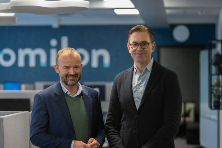 Ny CEO i Omilon Nicolay Moulin (t.v.) og og styreleder Trond Lutdal.