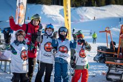 MINIPATRULJEN: Junior Skipatrulje er morsomt for de litt større barna. Her får de bryne seg på oppgaver i anlegget sammen med vår eminente skipatrulje. Foto: Gisle Johnsen.