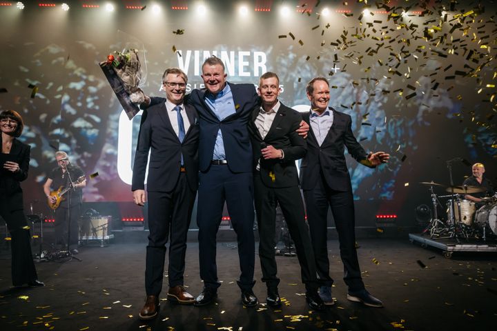 Årets leverandør 2025: Fra venstre kategoridirektør i Optimera, Pål Erichsen og administrerende direktør Rolf Gjøen, Eirik Larsen og Svein Erik Bjerke fra Gjøco.