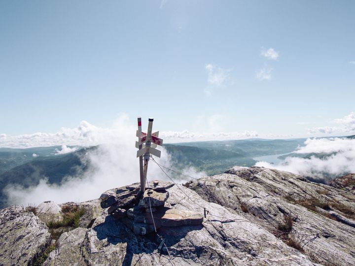 FLOTT TURMÅL: Segelstadseterkampen, på 1022 m, kommer du enklest til fra toppstasjonen på stolheisen i Kvitfjell Alpinanlegg.