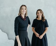 Lisa Welsh (venstre) og Iman Issa, partnere i North Seventy Five som grunnlegges sammen med Paritee med fokus på Midt-Østen.