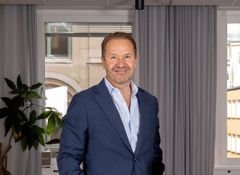 Lars Erik Grønntun, styreleder for Paritee som eier Geelmuyden Kiese, Kruse Larsen, Pressure og Eggedosis i Norge har 20 kontorer i 12 markeder. Gir råd til kunder innen teknologi, helse, energi, forsvar, finansielle tjenester og andre regulerte bransjer.