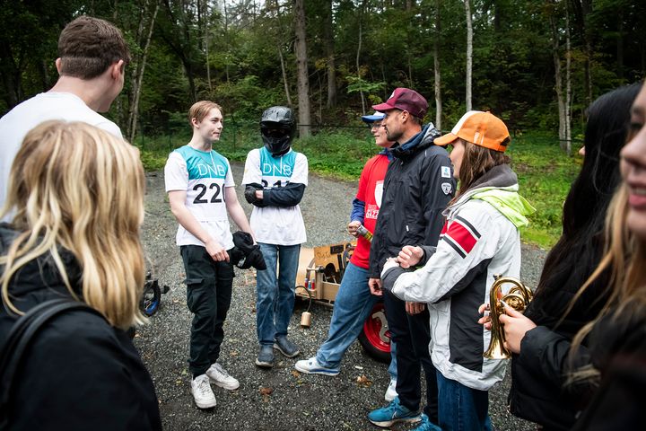 Kronprinsparets Fond i samarbeid med AktiVM arrangerer en unik aktivitetsdag i Granåsen. Her møter Kronprinsen ungdommer i forbindelse med et annet arrangement i regi av Fondet.