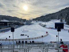 Det er nå kun seks dager igjen til Ski-VM i Granåsen braker løs. Det meste av tribuner, telt og løyper står klare til å ta imot 1000 utøvere og over 200 000 publikummere.