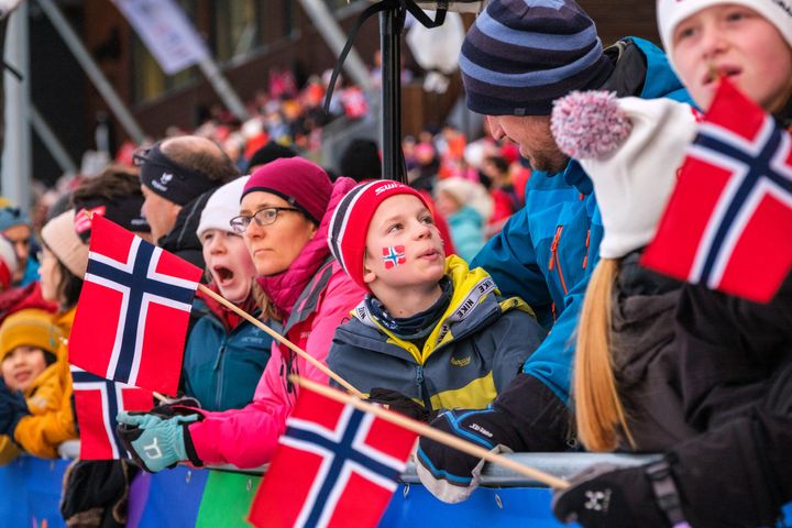 Dette bildet er fra prøve-VM i Trondheim desember 2023. Nå er over 200 000 publikummere klare for Ski-VM i trønderhovedstaden.