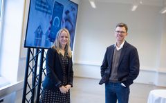 Administrerende direktør Petter-Børre Furberg og leder for TV og bredbånd Camilla Amundsen la nylig fram status for kobbernettet og nye bredbåndsteknologier i Telenors gamle kobbersentral på Fagerborg i Oslo. Foto: Martin Fjellanger