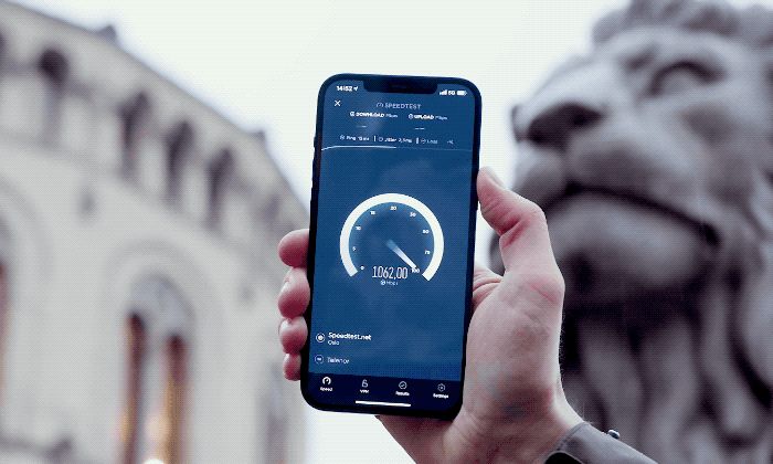 Det ble nylig målt en gjennomsnittsfart på tett opp mot 500 Mbps i Telenors 5G-nett. Til sammenligning var gjennomsnittshastigheten ca. 70 Mbps mbs da Telenor i 2018 ble kåret til verdens raskeste mobilnett. Foto: Martin Fjellanger