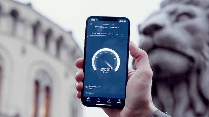 5G kalles ofte luftens fiber ettersom den gir en enorm hastighet. Med 5G har Telenor også satt seg som mål å bygge verdens mest robuste mobilnett. Foto: Martin Fjellanger