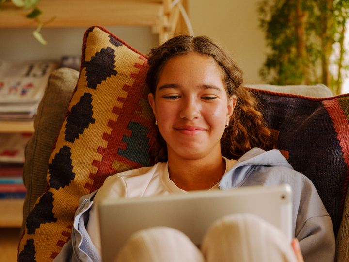 Streamix koster kr. 499 i måneden, men kunder med privat mobilabonnement fra Telenor, får 100 kroner i avslag på tjenesten hver måned.