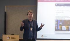 – I en geopolitisk usikker tid er robust og sikker digital infrastruktur helt avgjørende. Telenors løsning svarte best på våre behov, sier Kjetil Århus, digitaliseringsdirektør i Bergen kommune. Foto: Bergen kommune