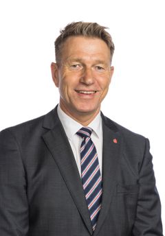 Bilde av energiminister Terje Aasland