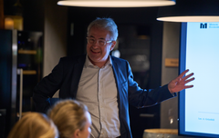 Leo Andreas Grünfeld, partner og head of research i Menon Economics, la også frem sine vurderinger av utviklingen i norsk næringsliv inn i 2026.